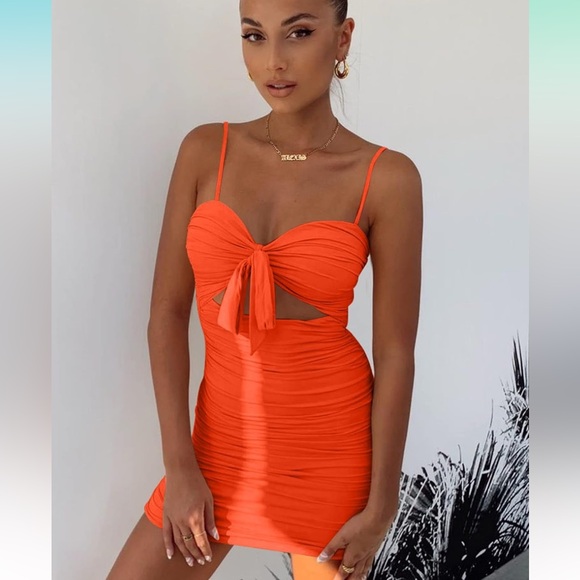 Bodycon Cut Out Ruched Backless Spaghetti Strap Dress - Picture 3 of 4